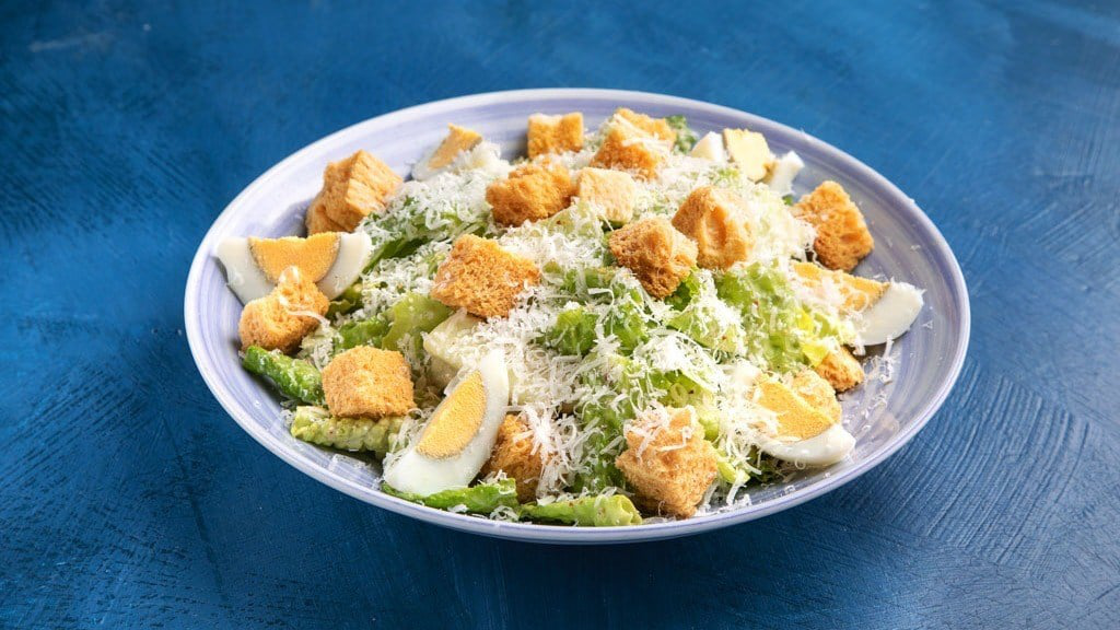 Paleo beef steak with vegetables